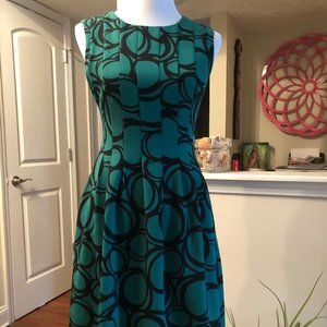 Emerald Green & Black Fit & Flare Dress - Sz 8